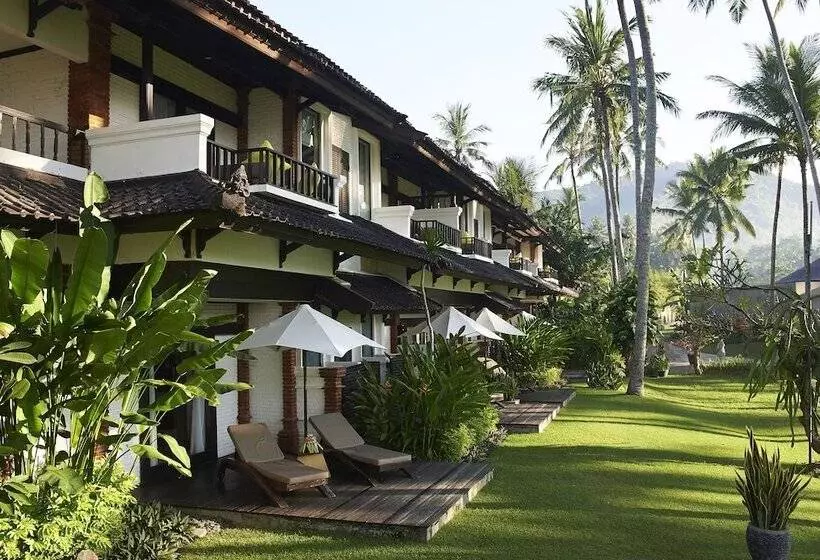 ホテル Candi Beach Villas