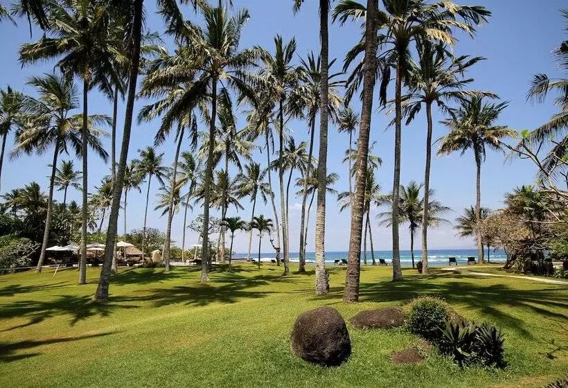 ホテル Candi Beach Villas