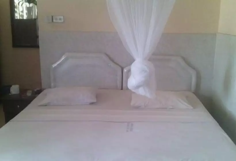 Cross Way Executive Hotel   Cwe