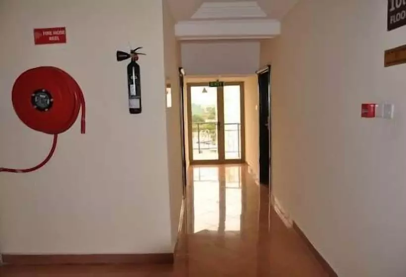 Cross Way Executive Hotel   Cwe