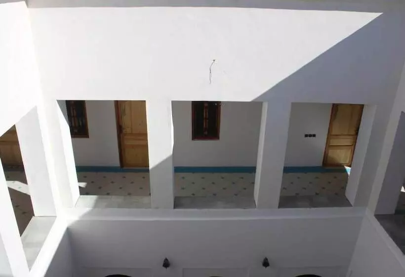 هتل Et Restaurant Riad Amodou