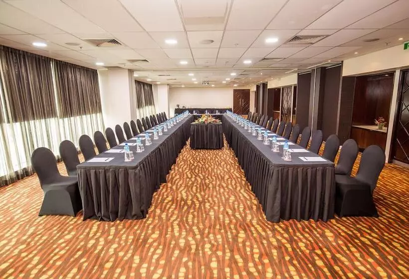 Grand Papua Hotel, A Member Of Radisson Individuals