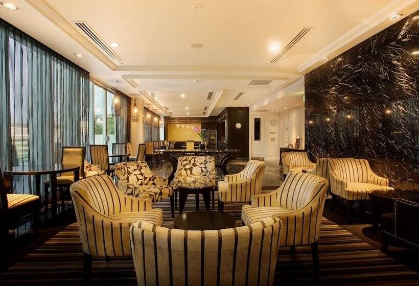 Grand Papua Hotel, A Member Of Radisson Individuals