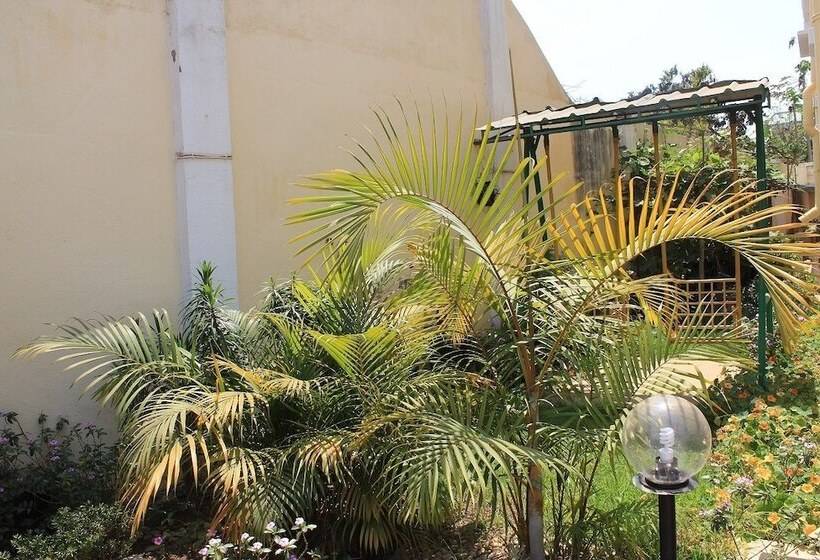 هتل K.méléon Hôtel