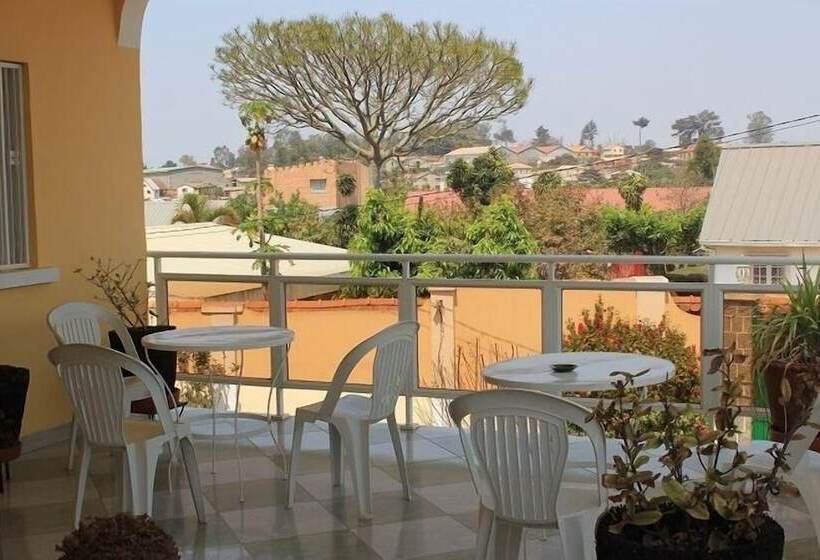 هتل K.méléon Hôtel