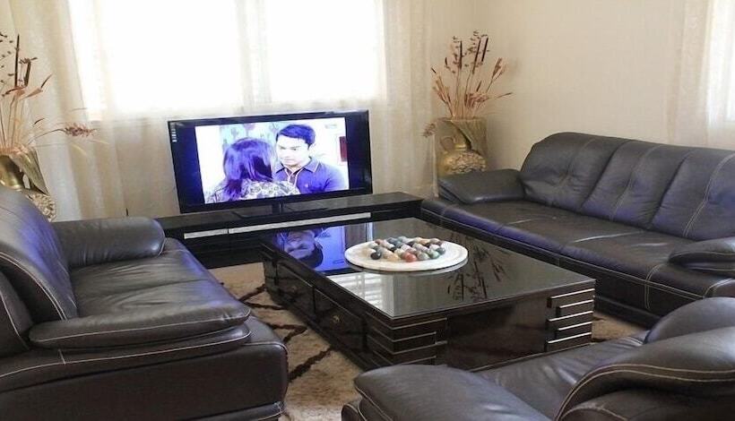 هتل K.méléon Hôtel