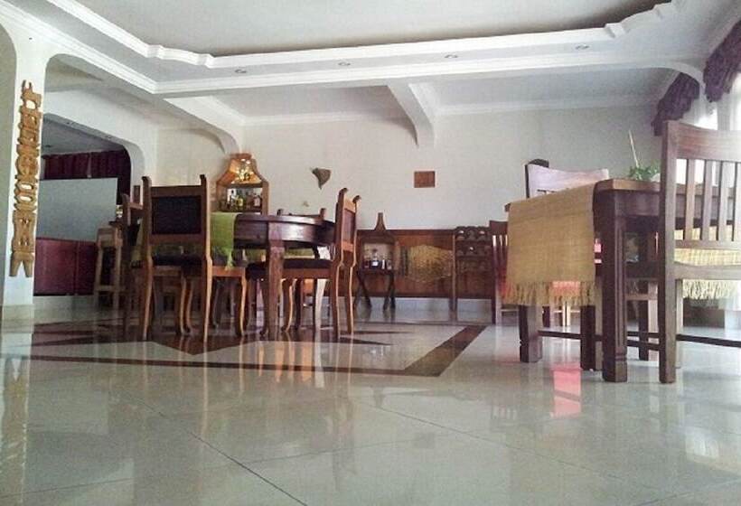 هتل K.méléon Hôtel