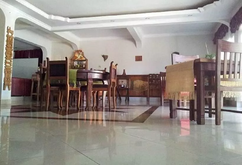 هتل K.méléon Hôtel