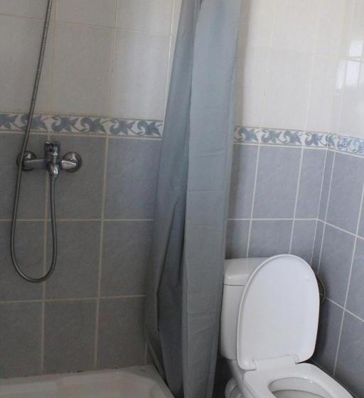 هتل K.méléon Hôtel