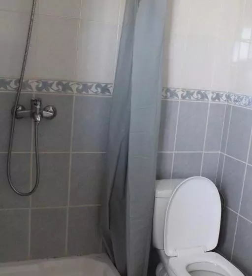 هتل K.méléon Hôtel