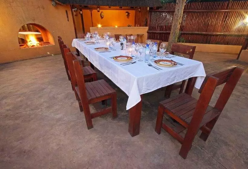 ホテル Normann Safari Bush Lodge