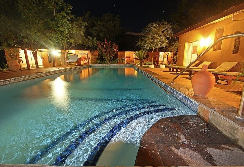 Hotelli Normann Safari Bush Lodge