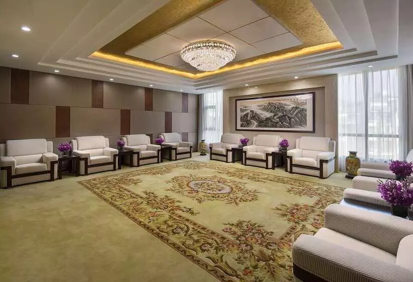 ホテル Ramada Huize