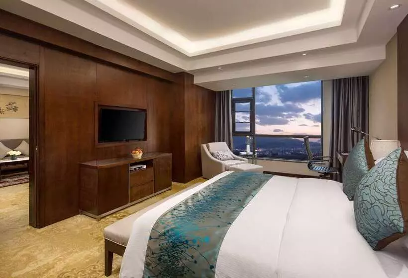 ホテル Ramada Huize
