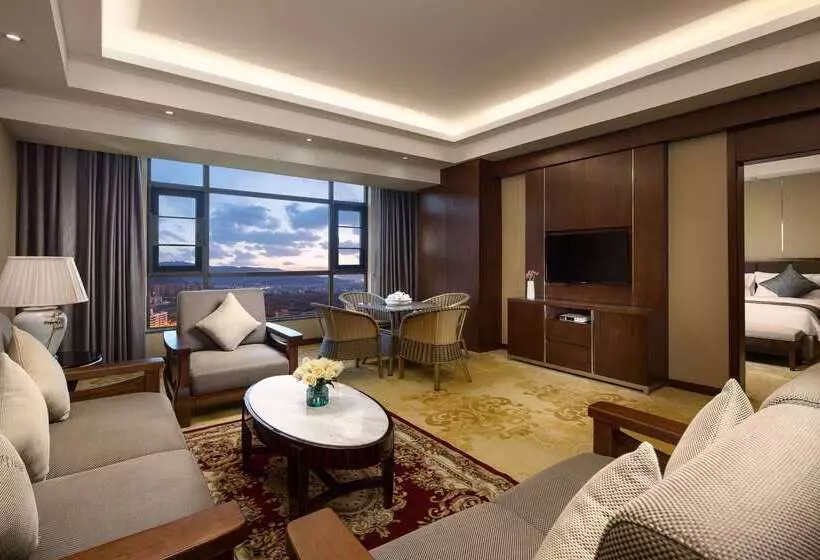 ホテル Ramada Huize