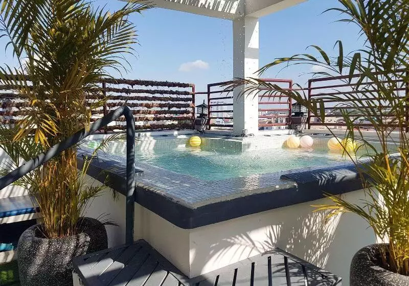 La Belle Residence