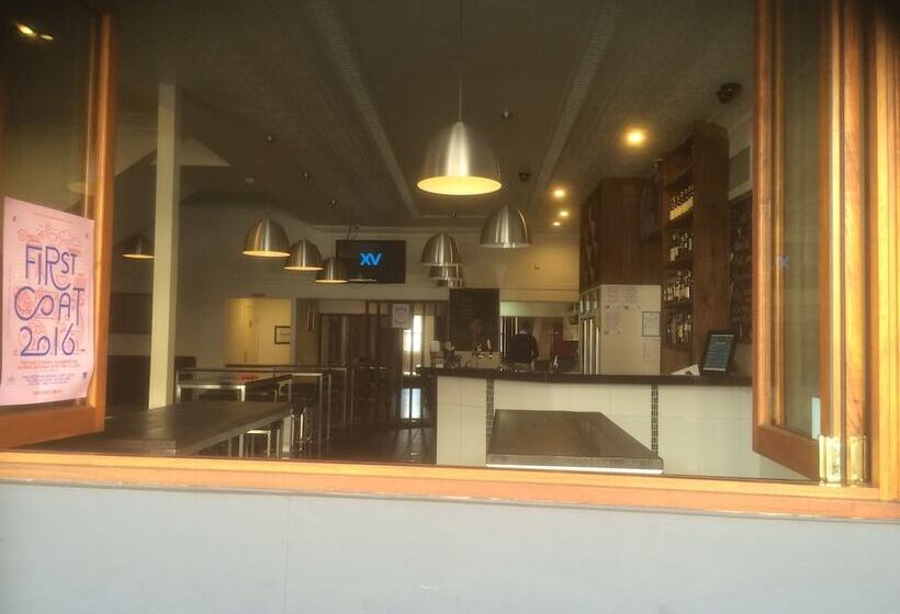 National Hotel Toowoomba