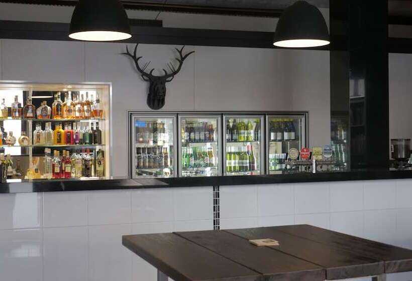 National Hotel Toowoomba