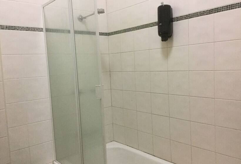 National Hotel Toowoomba