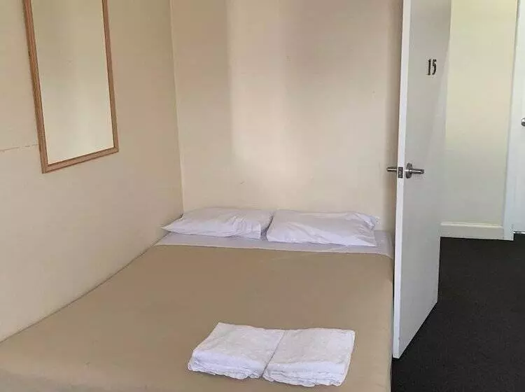 National Hotel Toowoomba