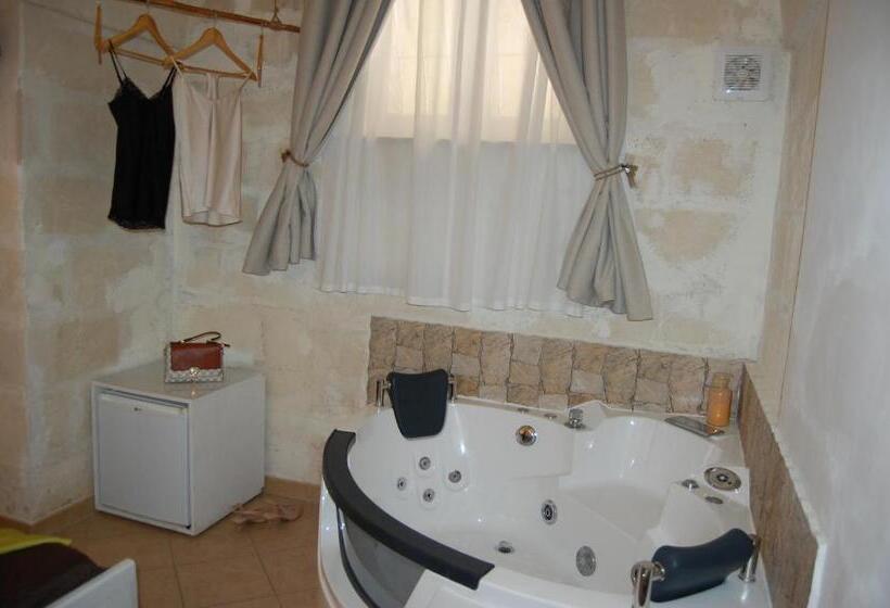 פנסיון Antica Mateola