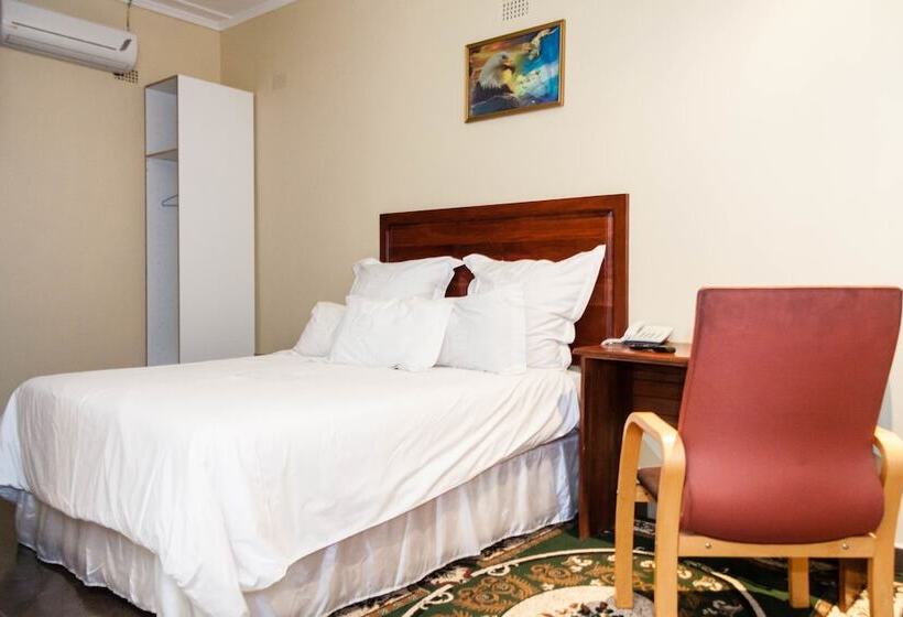 پانسیون Glen Lodge & Tours