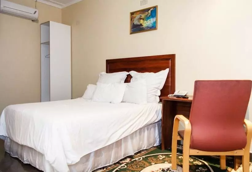 پانسیون Glen Lodge & Tours