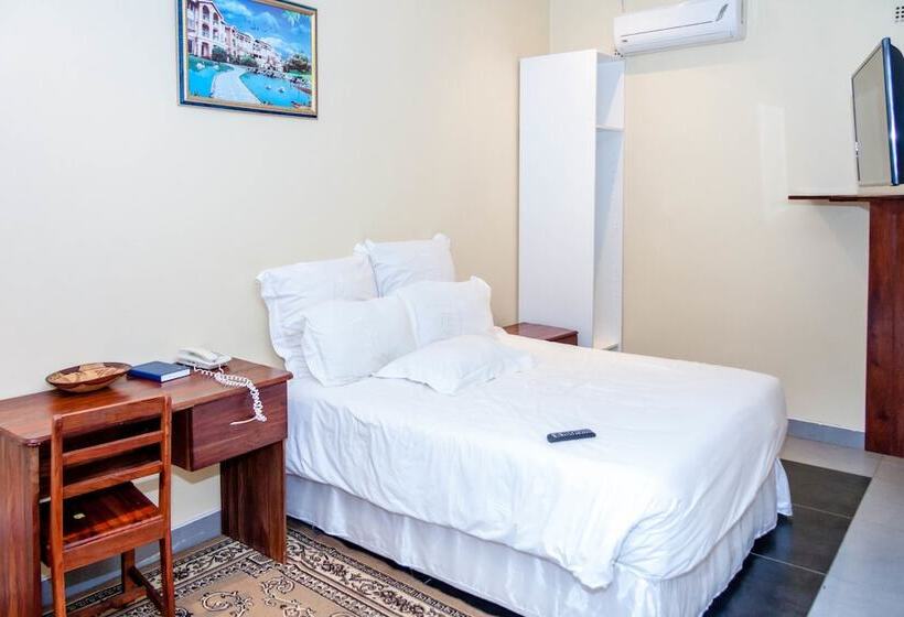 پانسیون Glen Lodge & Tours