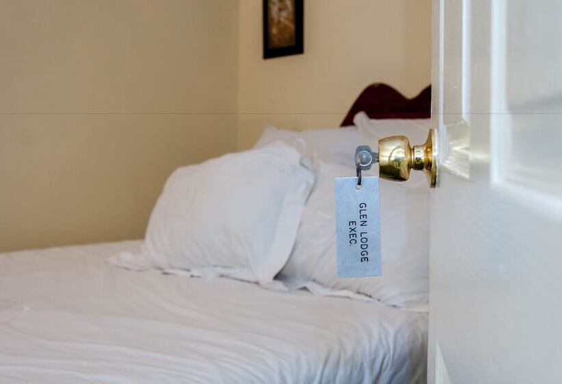 پانسیون Glen Lodge & Tours