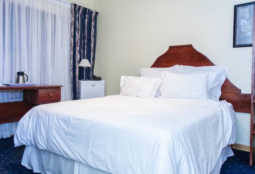 پانسیون Glen Lodge & Tours