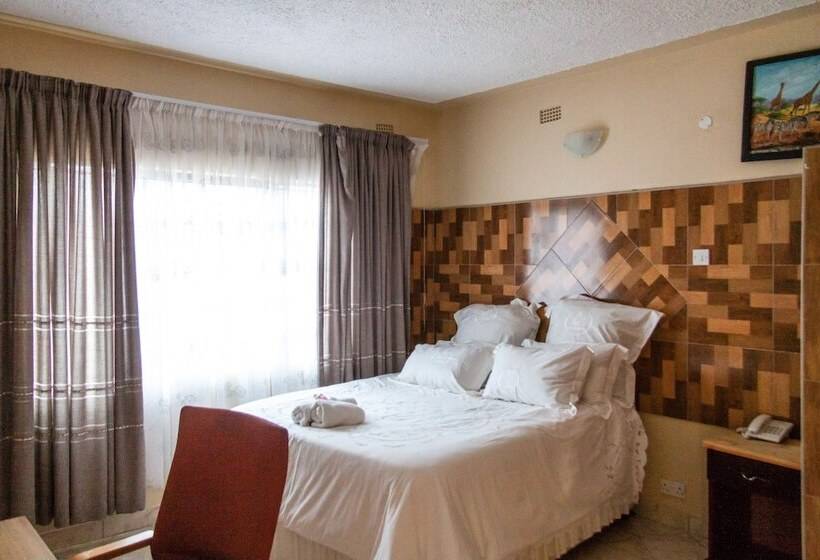 پانسیون Glen Lodge & Tours