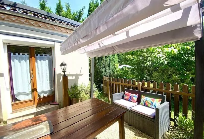ペンション Le Petit Prince à Sarlat   Parking Privé   Piscine Chauffée   Espace Bien être Jacuzzi Et Massages