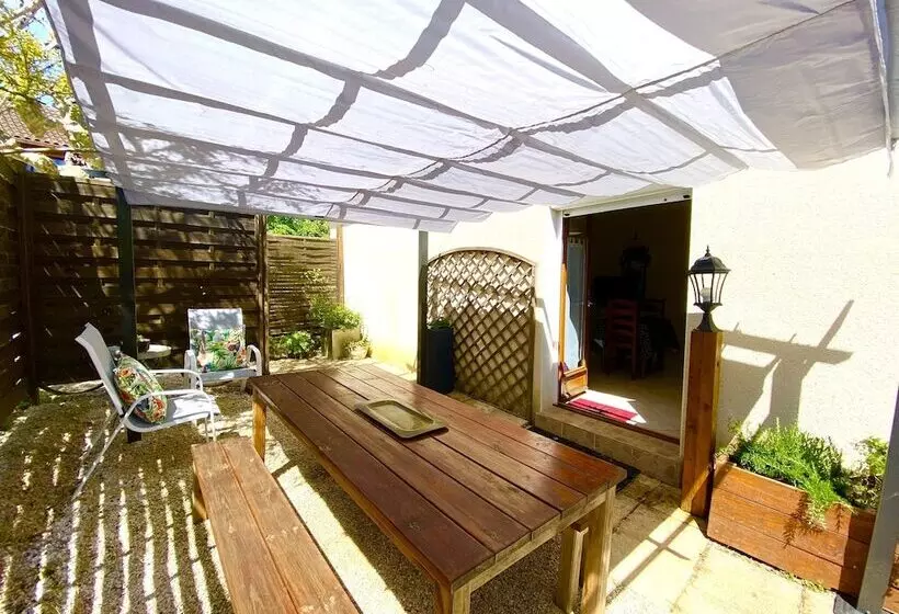 ペンション Le Petit Prince à Sarlat   Parking Privé   Piscine Chauffée   Espace Bien être Jacuzzi Et Massages