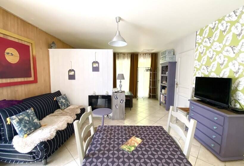 Pensiune Le Petit Prince à Sarlat Parking Privé Piscine Chauffée Espace Bien être Jacuzzi Et Massages