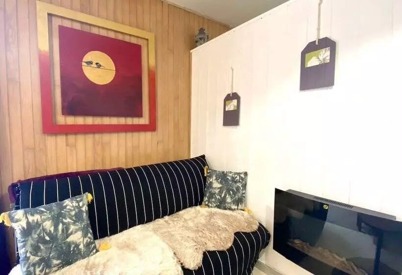 ペンション Le Petit Prince à Sarlat   Parking Privé   Piscine Chauffée   Espace Bien être Jacuzzi Et Massages