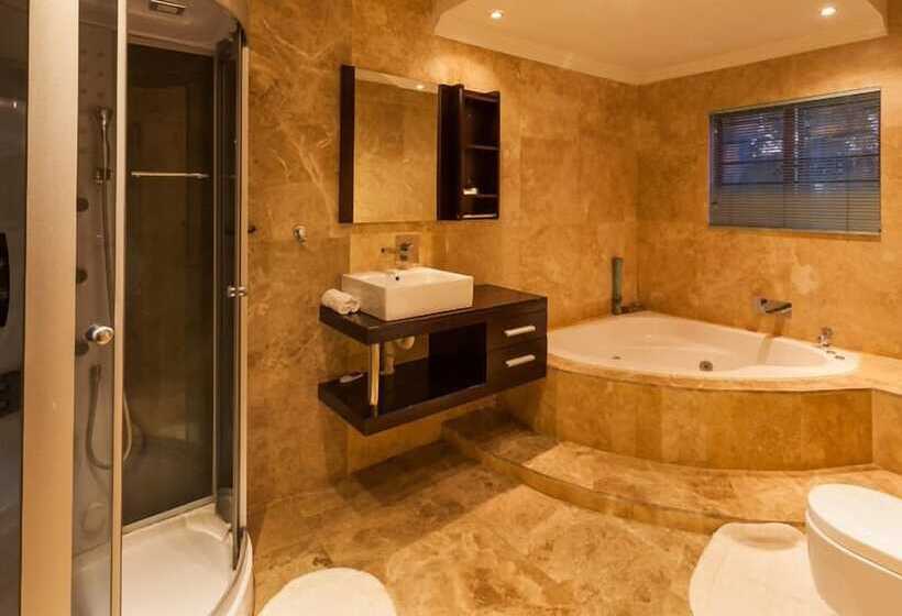 פנסיון Mbombela Exclusive Guest House @ Daleen