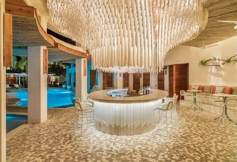 استراحتگاه The Shore Club Turks & Caicos