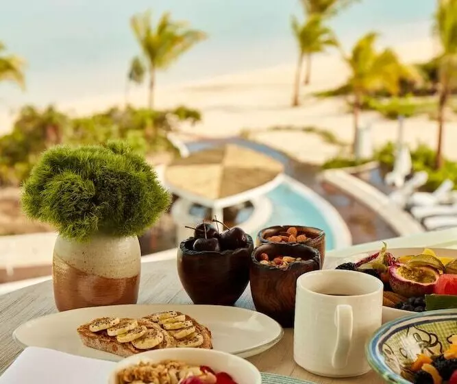استراحتگاه The Shore Club Turks & Caicos