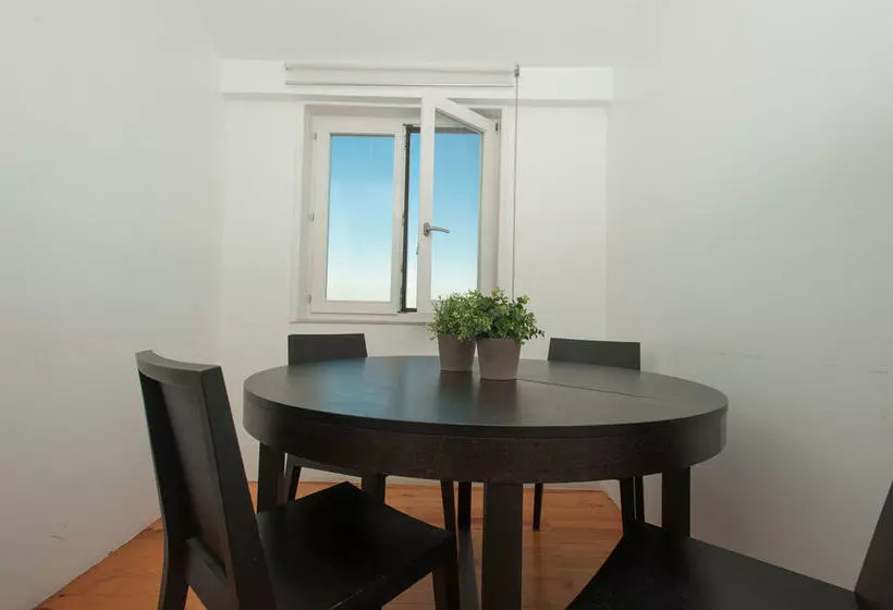 Shortstayflat Bairro Alto Apartments