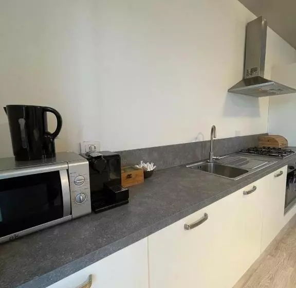 تختخواب و صبحانه Urban Homy Gorizia
