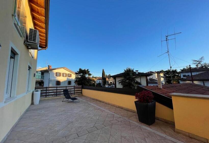 ベッドアンドブレックファースト Urban Homy Gorizia