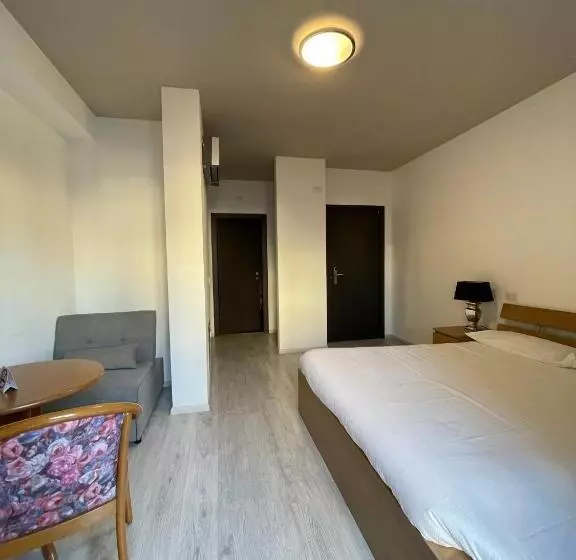 تختخواب و صبحانه Urban Homy Gorizia