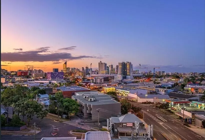 Eastwood Apartments