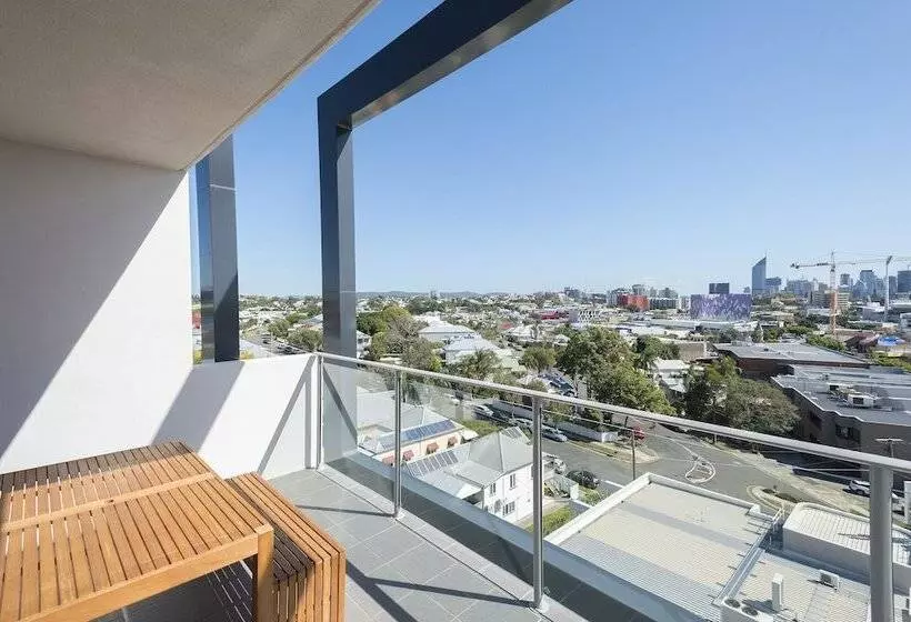 Eastwood Apartments