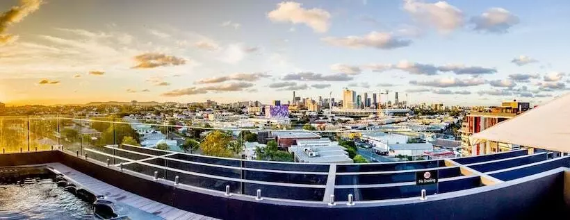 Eastwood Apartments