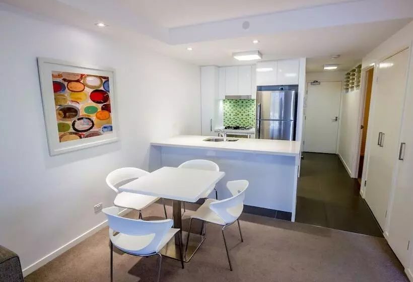 Eastwood Apartments