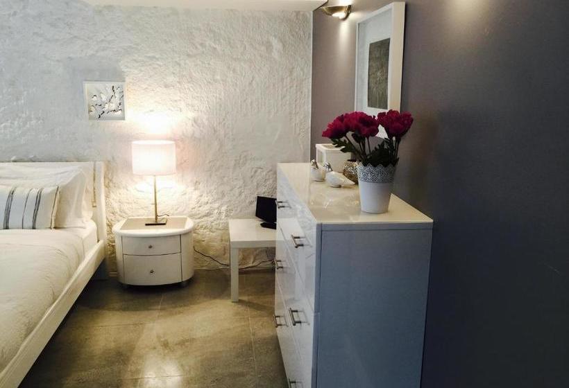 Fremantle Archway Apartments