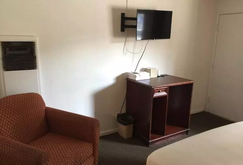 Hotelli Holiday Lodge