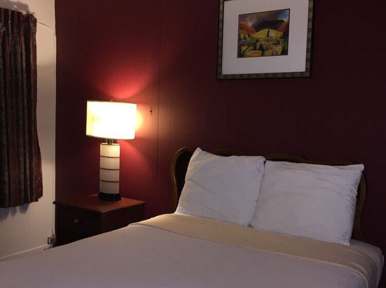 호텔 Holiday Lodge