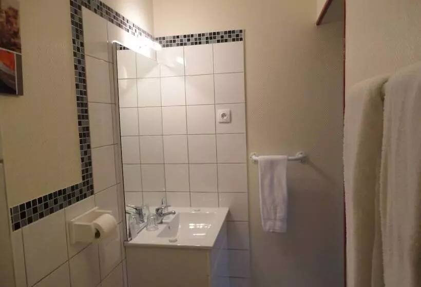 هتل Hôtel Des 2 Gares